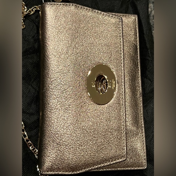 Coach NWT Crossbody bag gold/ dust bag - Picture 4 of 12